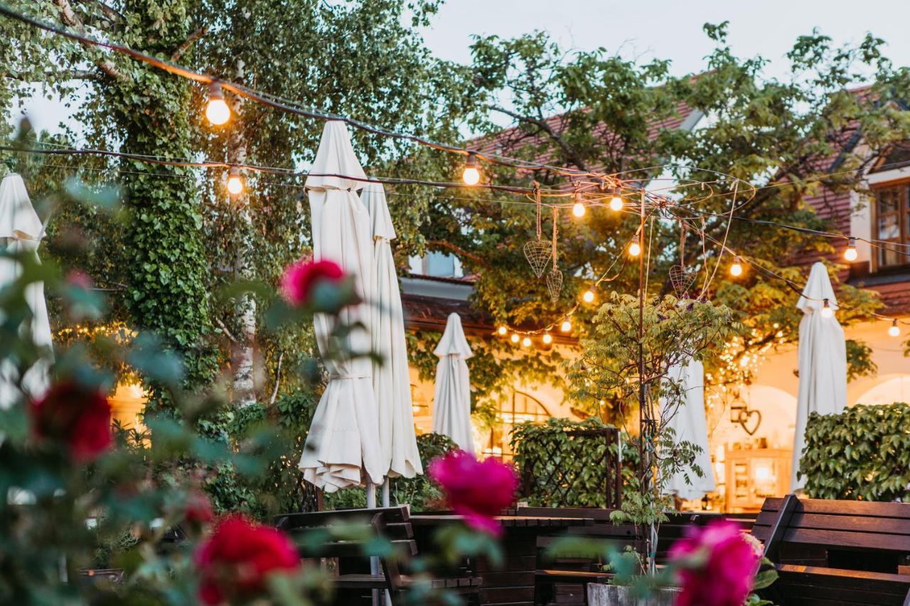 Oleander Romantik Zimmer Trausdorf an der Wulka Dış mekan fotoğraf