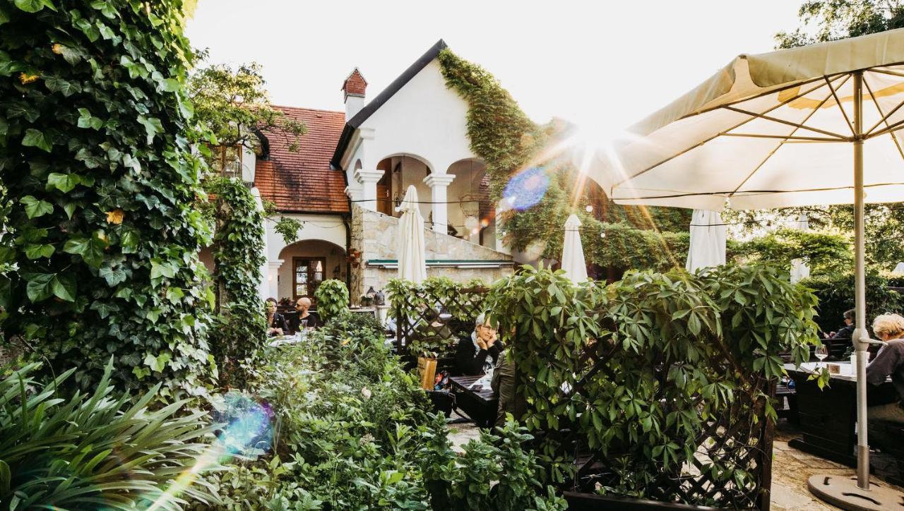 Oleander Romantik Zimmer Trausdorf an der Wulka Dış mekan fotoğraf