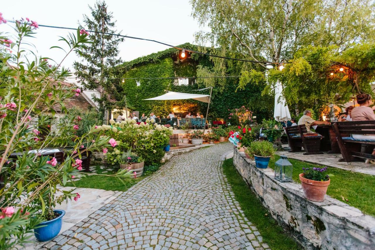 Oleander Romantik Zimmer Trausdorf an der Wulka Dış mekan fotoğraf