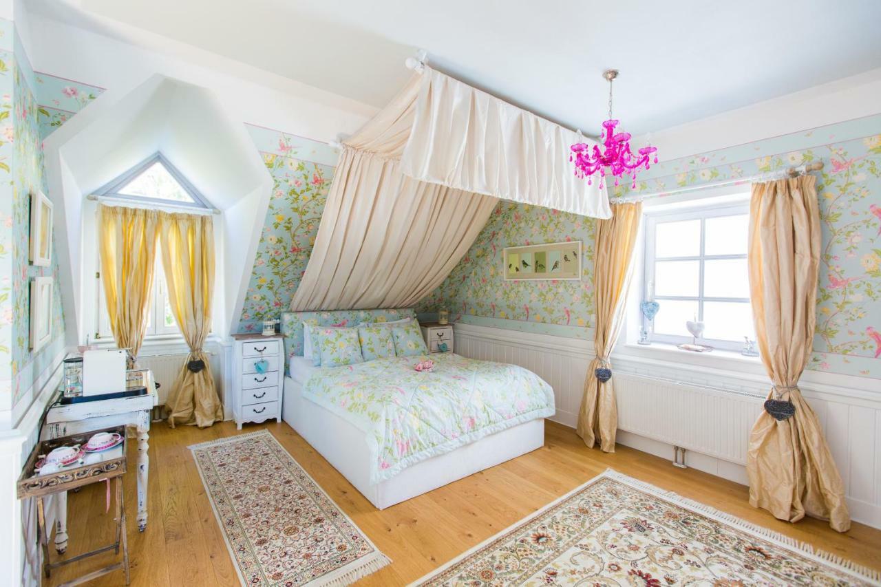 Oleander Romantik Zimmer Trausdorf an der Wulka Dış mekan fotoğraf